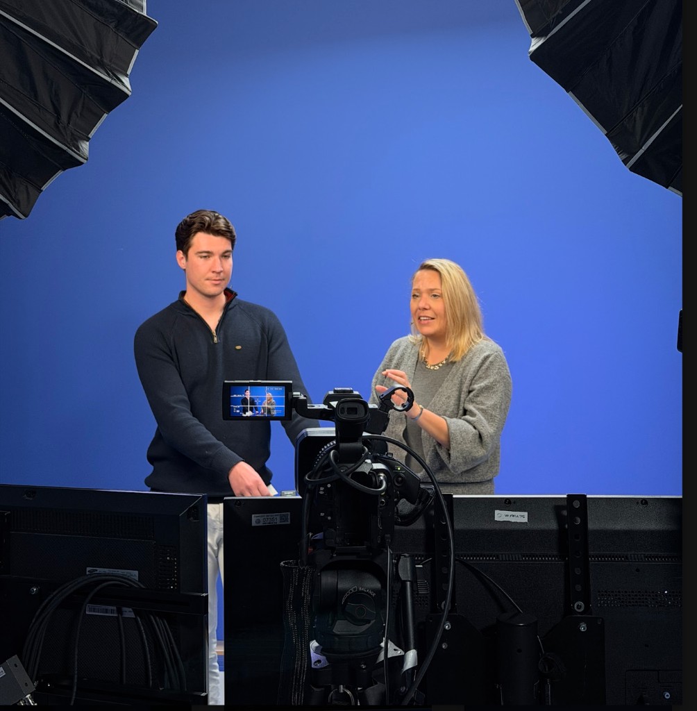 Behind the camera, Studio day
